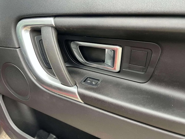 Used Land Rover Discovery Sport 2016 for sale - 74964153: Photo 29