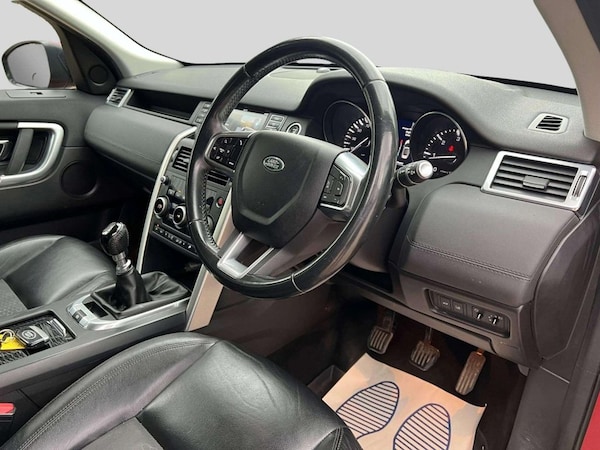 Used Land Rover Discovery Sport 2016 for sale - 74964153: Photo 31