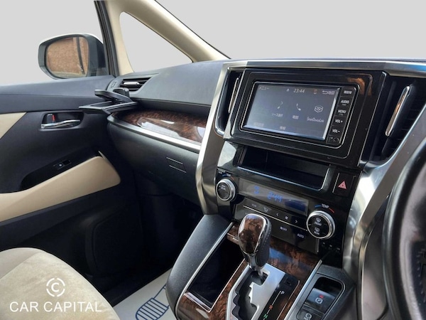 Used Toyota Vellfire 2019 for sale - 74845417: Photo 32