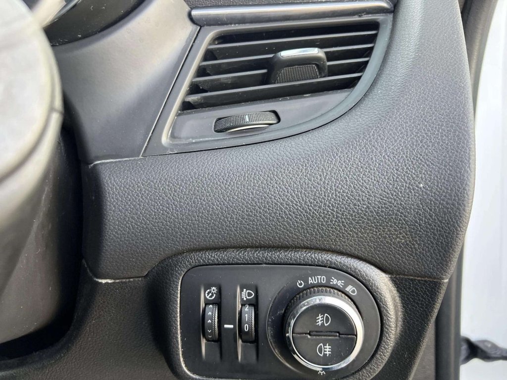 Used Vauxhall Zafira 2016 for sale - 76441784: Photo 35