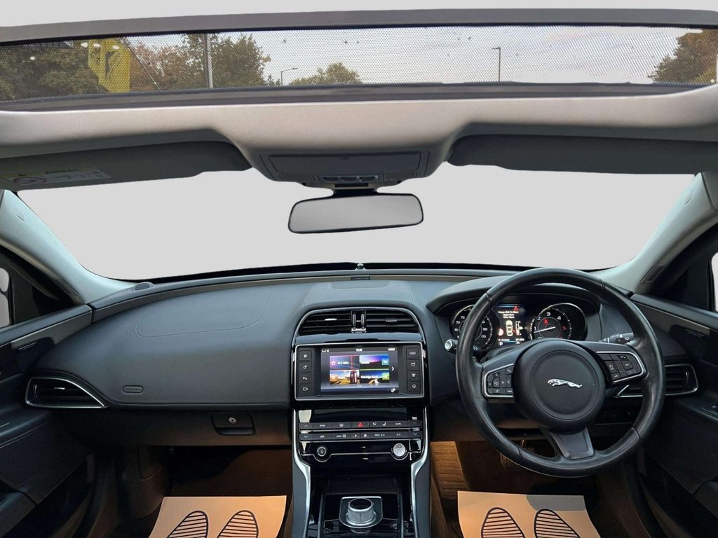Used Jaguar XE 2016 for sale - 76147876: Photo 25