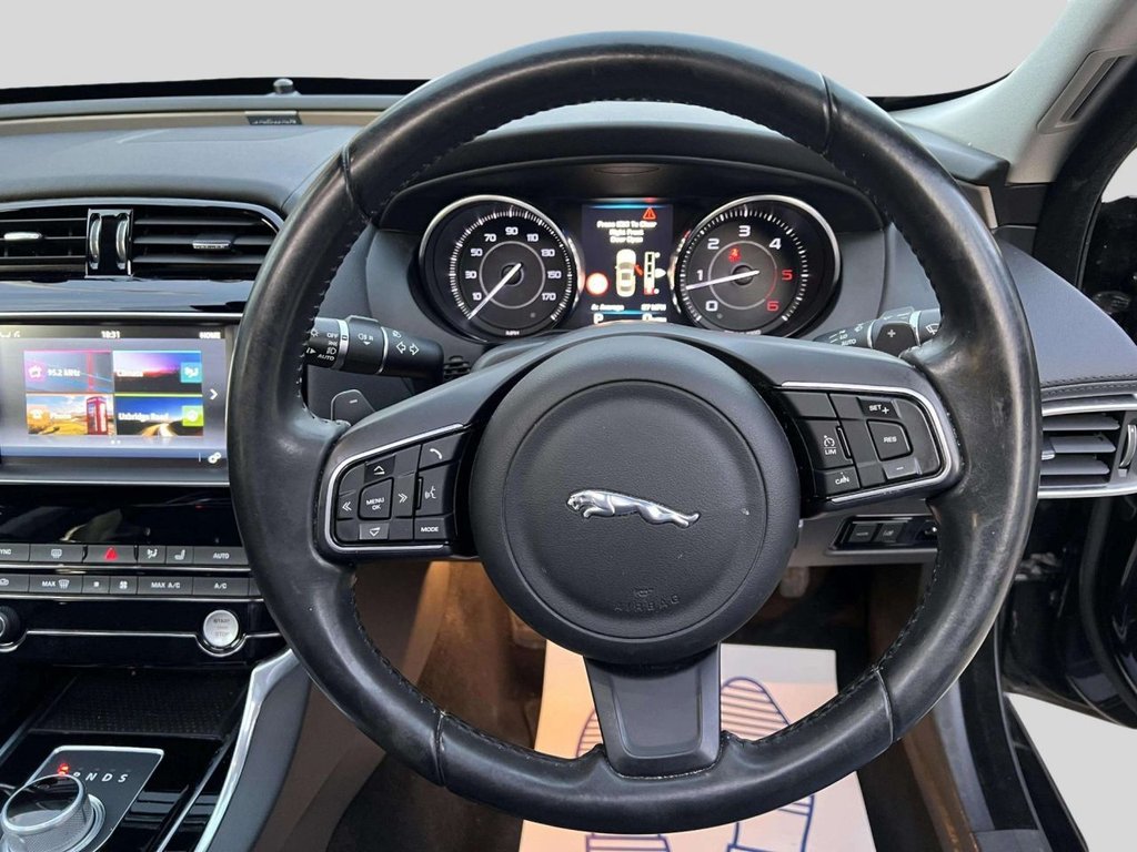 Used Jaguar XE 2016 for sale - 76147876: Photo 32
