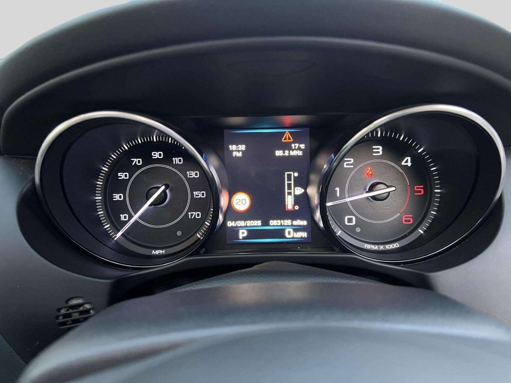 Used Jaguar XE 2016 for sale - 76147876: Photo 38