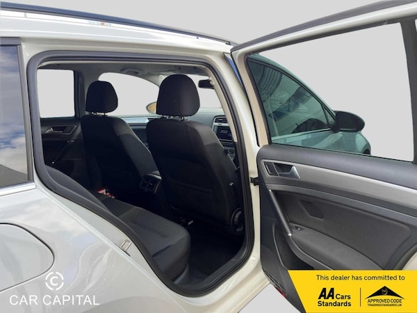 Used Volkswagen Golf 2015 for sale - 74845056: Photo 9