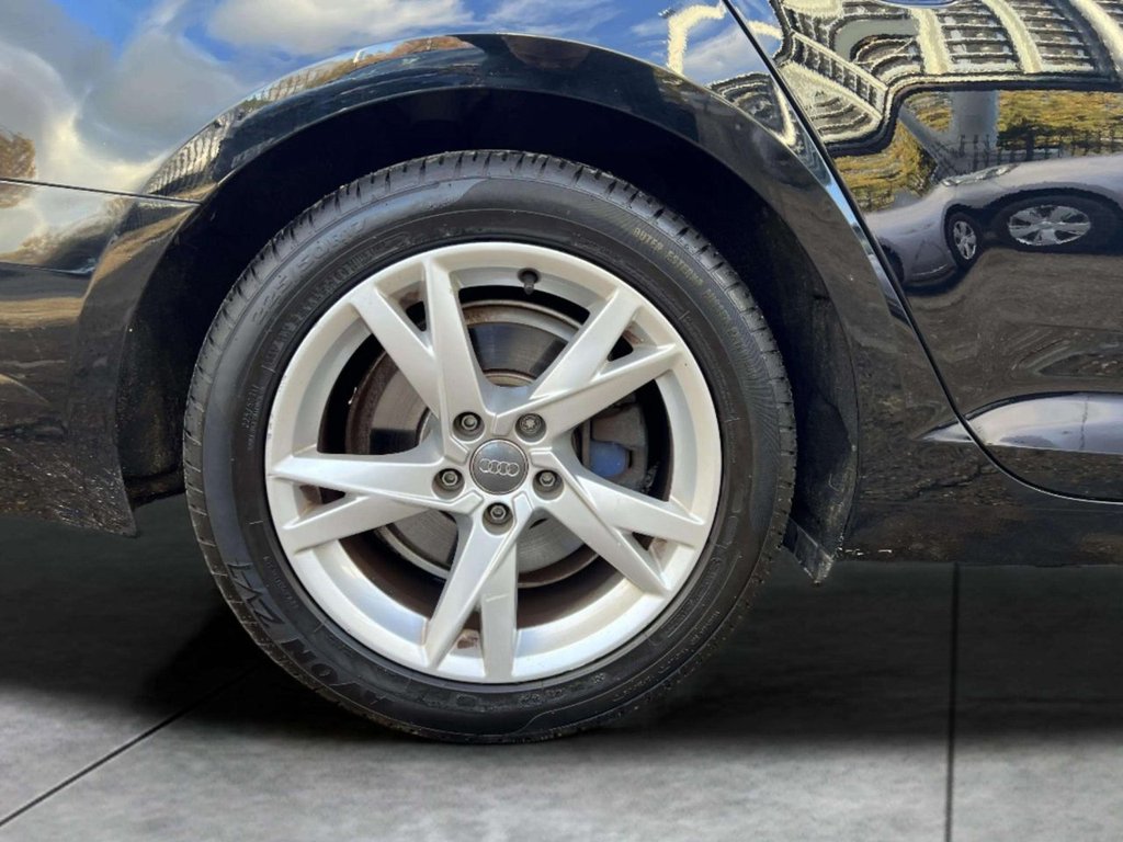 Used Audi A4 Avant 2017 for sale - 76520547: Photo 18