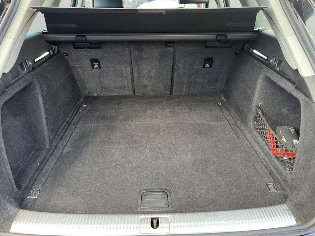 Used Audi A4 Avant 2017 for sale - 76520547: Photo 9