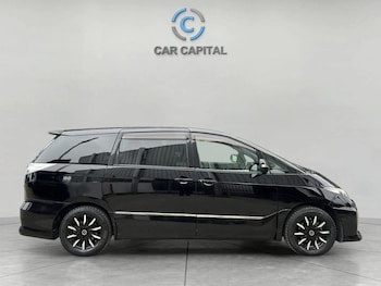 Used Toyota Estima 2015 for sale - 78271848: Photo