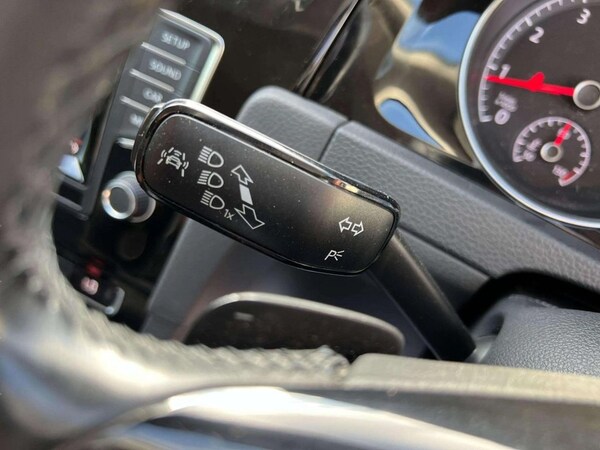Used Volkswagen Golf 2013 for sale - 75037877: Photo 37