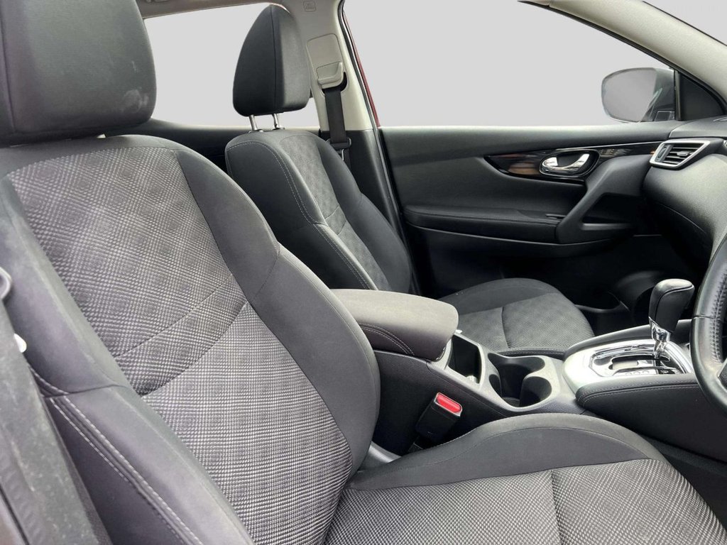 Used Nissan Qashqai 2016 for sale - 77288102: Photo 30