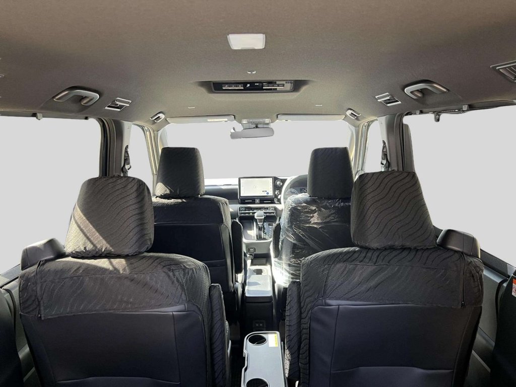 Used Toyota Voxy 2025 for sale - 78181269: Photo 12