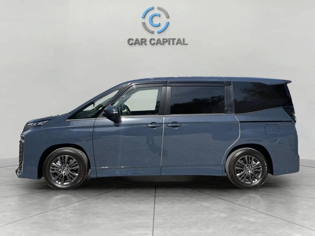 Used Toyota Voxy 2025 for sale - 78181269: Photo 14