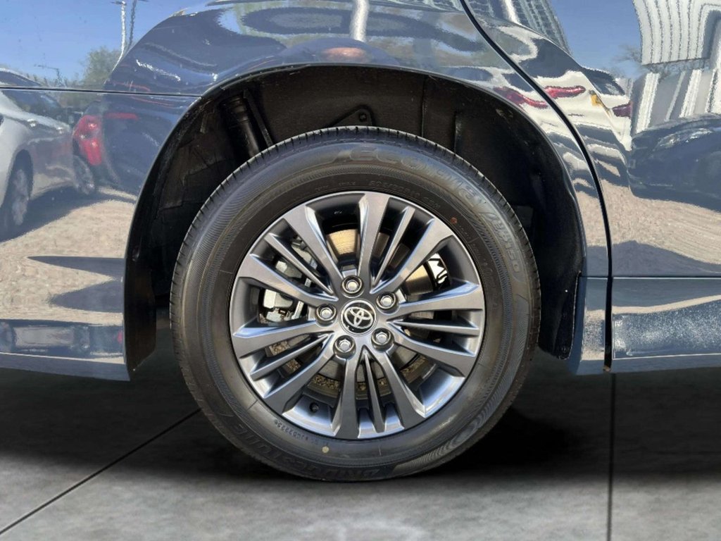 Used Toyota Voxy 2025 for sale - 78181269: Photo 17