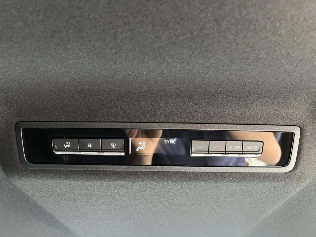 Used Toyota Voxy 2025 for sale - 78181269: Photo 29