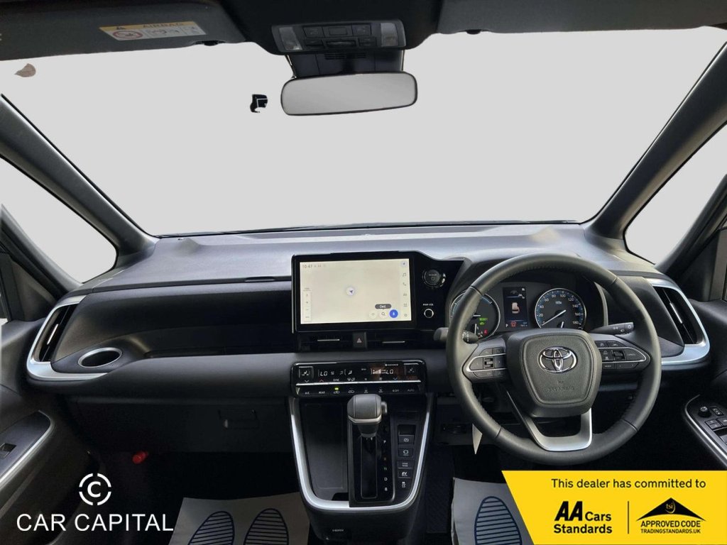 Used Toyota Voxy 2025 for sale - 78181269: Photo 30