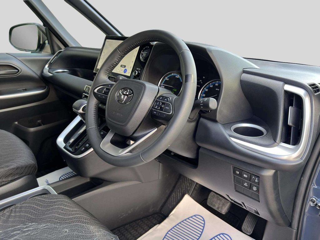 Used Toyota Voxy 2025 for sale - 78181269: Photo 33