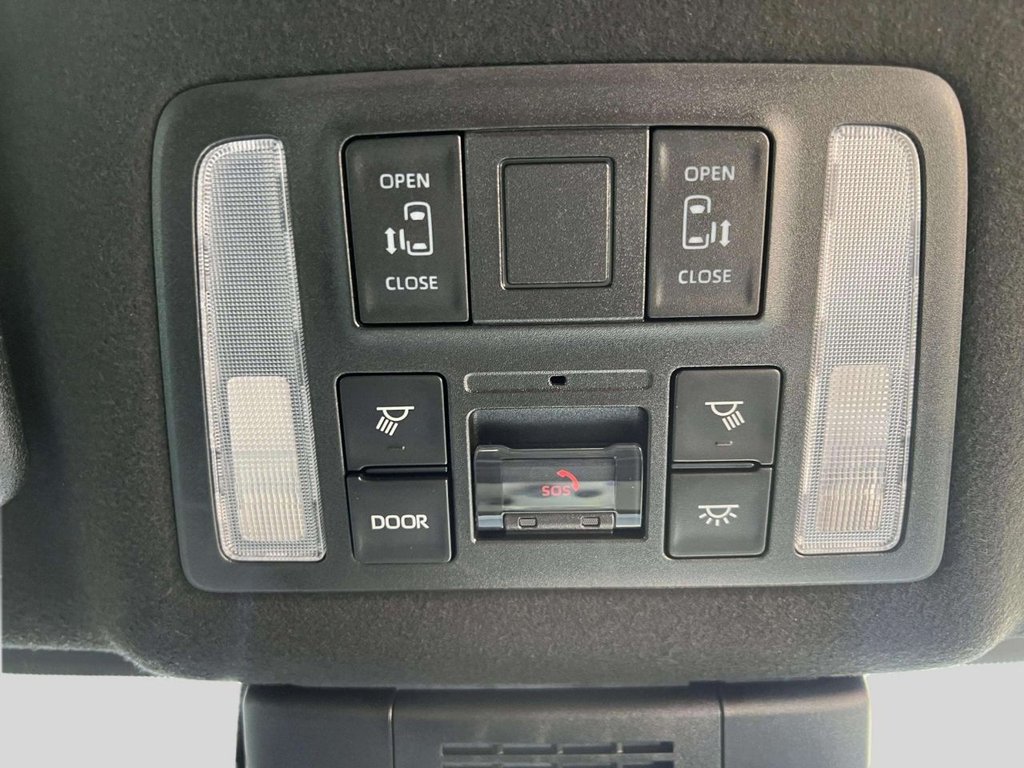 Used Toyota Voxy 2025 for sale - 78181269: Photo 50