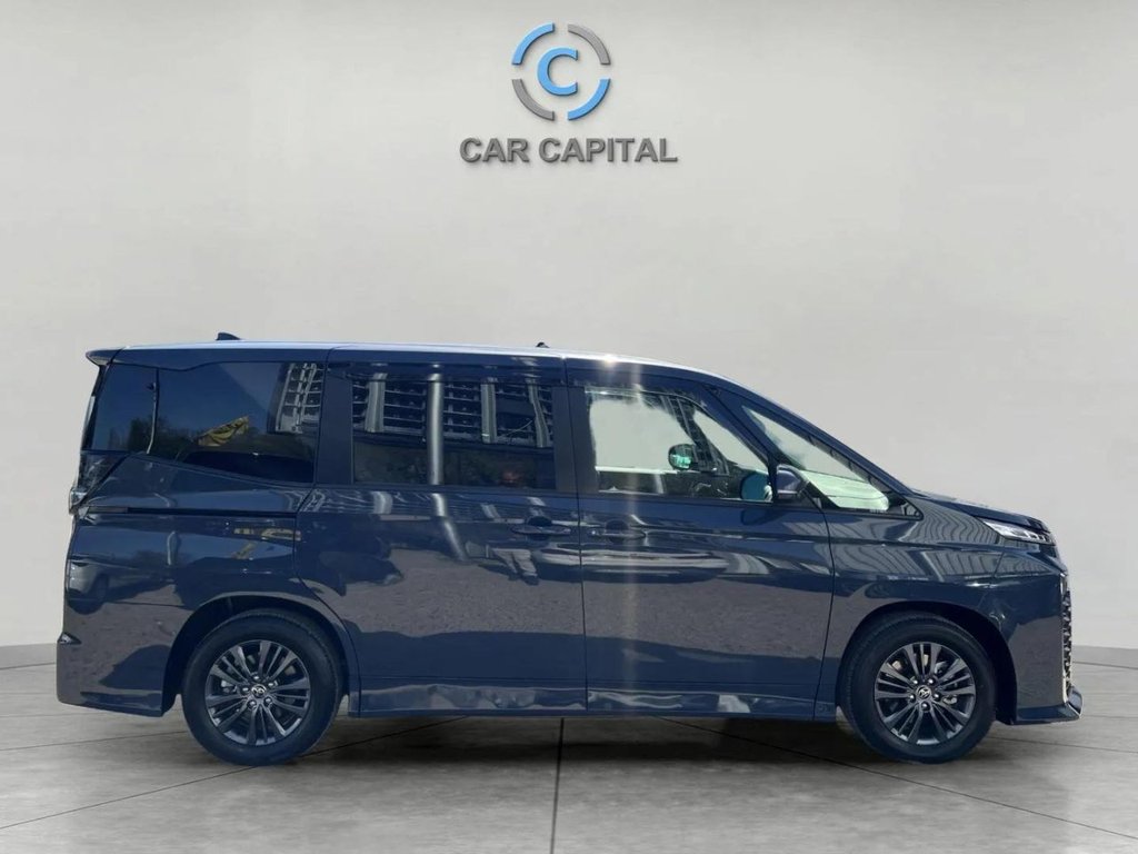 Used Toyota Voxy 2025 for sale - 78181269: Photo 6