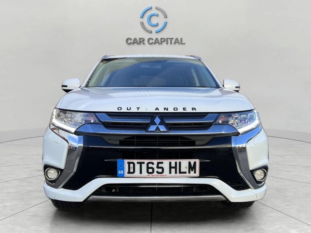 Used Mitsubishi Outlander 2016 for sale - 76642444: Photo 2