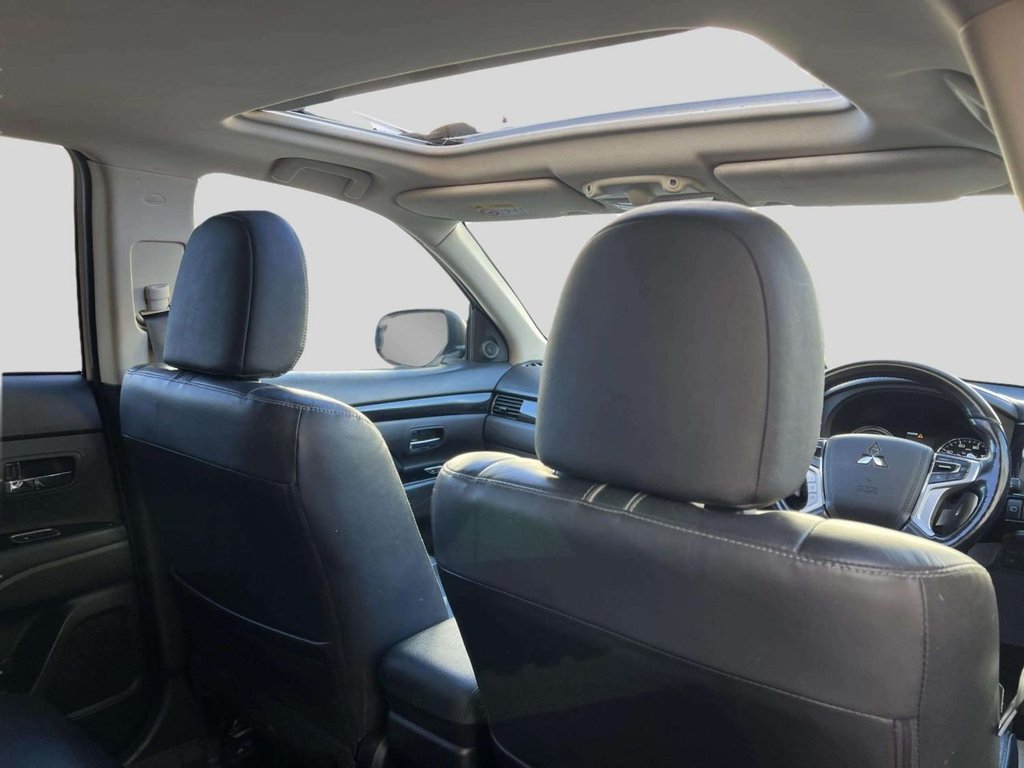 Used Mitsubishi Outlander 2016 for sale - 76642444: Photo 27