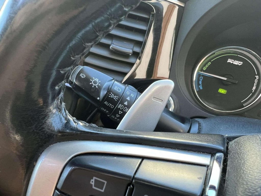 Used Mitsubishi Outlander 2016 for sale - 76642444: Photo 40