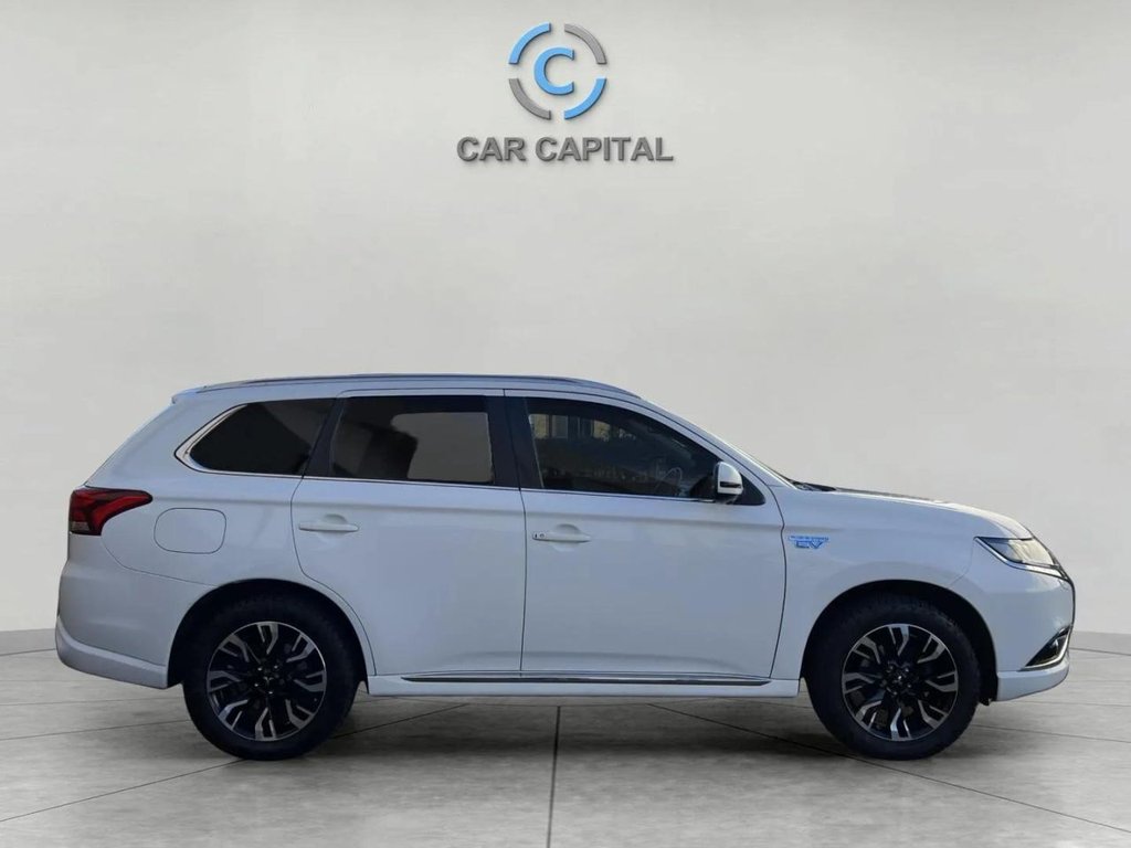 Used Mitsubishi Outlander 2016 for sale - 76642444: Photo 5