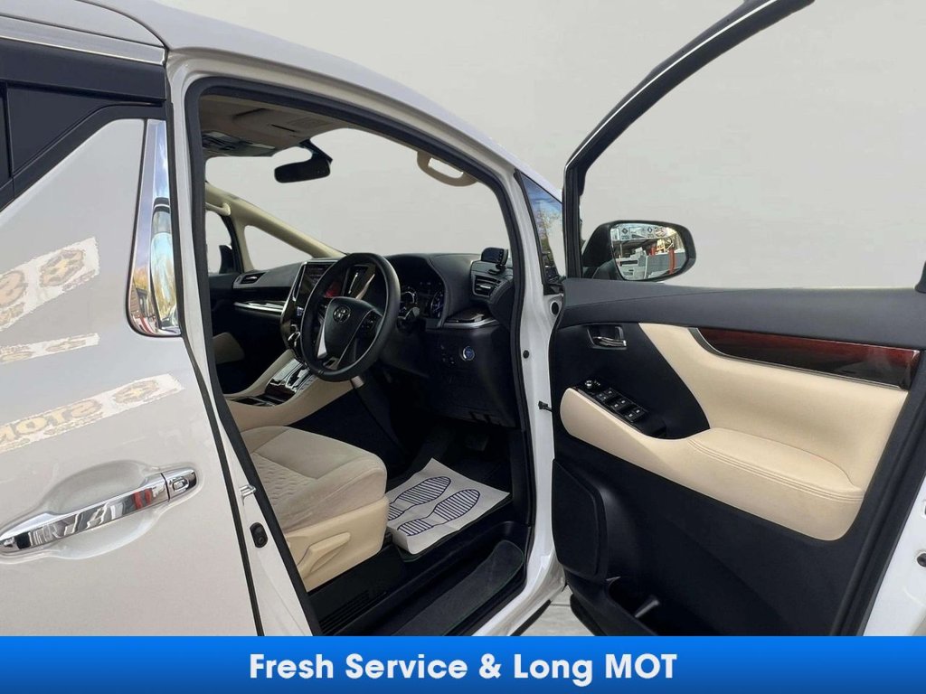 Used Toyota Alphard 2026 for sale - 78096810: Photo 32