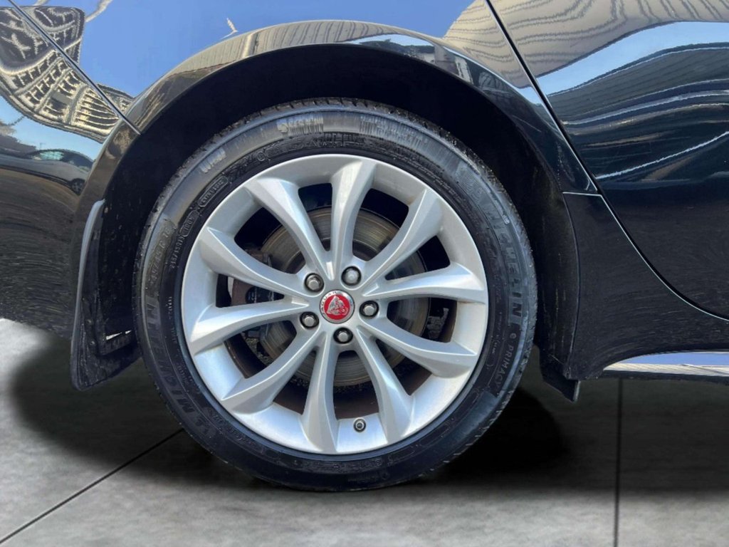 Used Jaguar XF 2017 for sale - 76760690: Photo 14