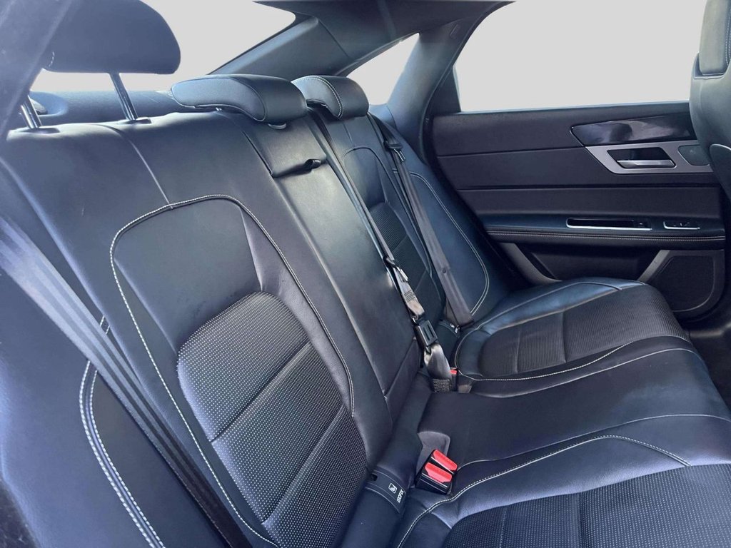 Used Jaguar XF 2017 for sale - 76760690: Photo 21