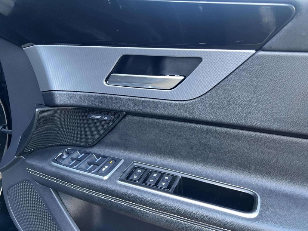 Used Jaguar XF 2017 for sale - 76760690: Photo 26