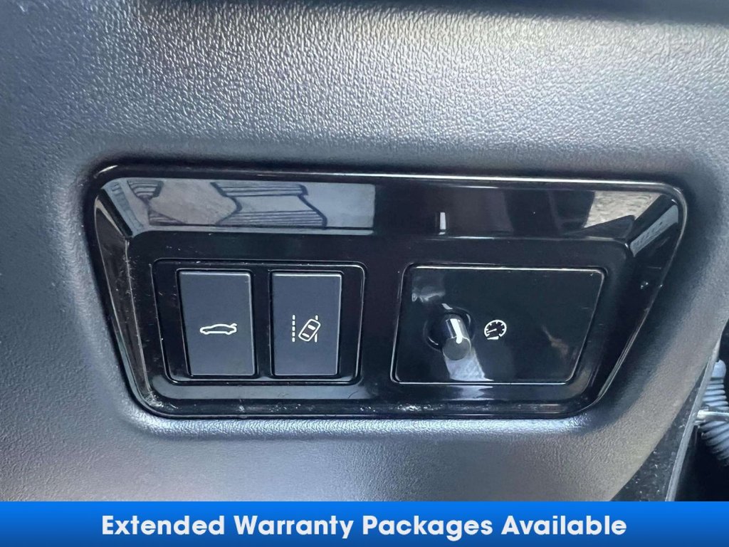 Used Jaguar XF 2017 for sale - 76760690: Photo 30