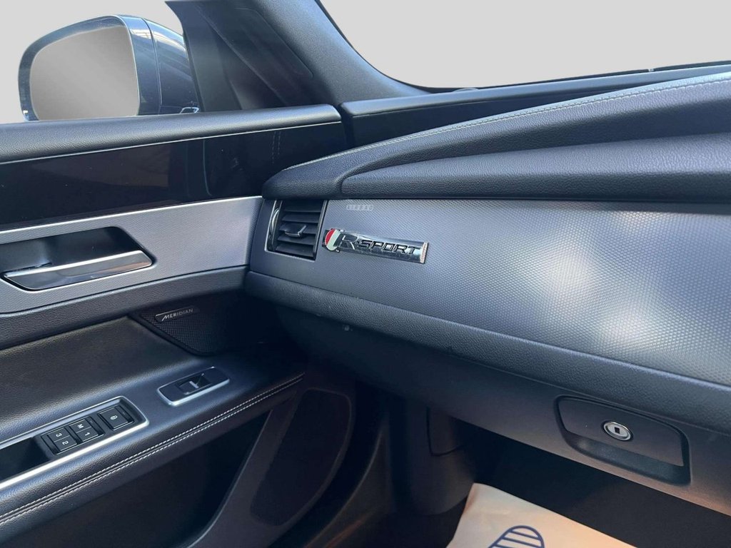 Used Jaguar XF 2017 for sale - 76760690: Photo 46