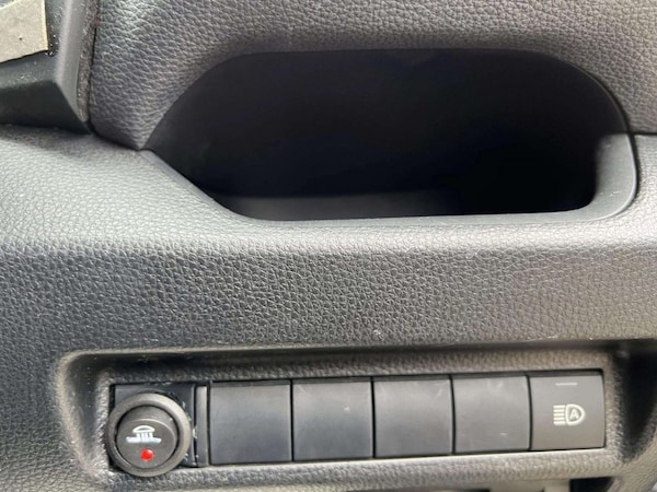 Used Toyota RAV4 2020 for sale - 76291706: Photo 32