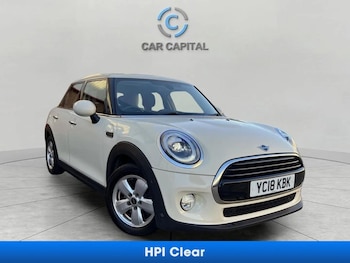 Used MINI Hatch 2018 for sale - 75832002: Photo