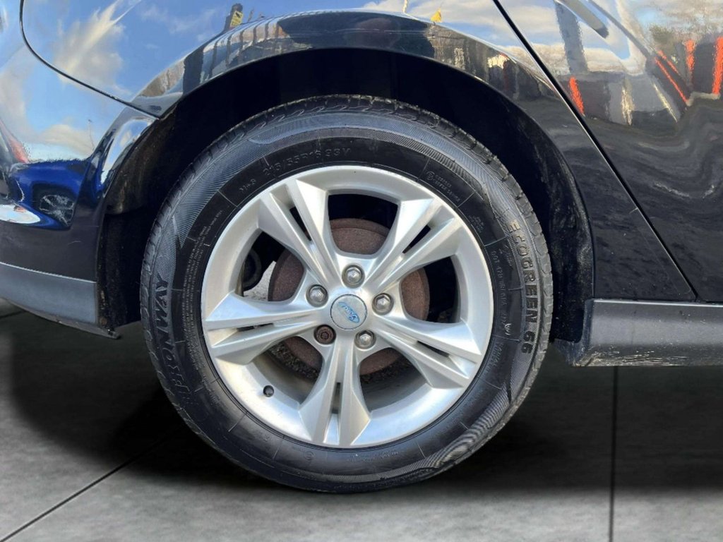 Used Ford Focus 2013 for sale - 76900897: Photo 16