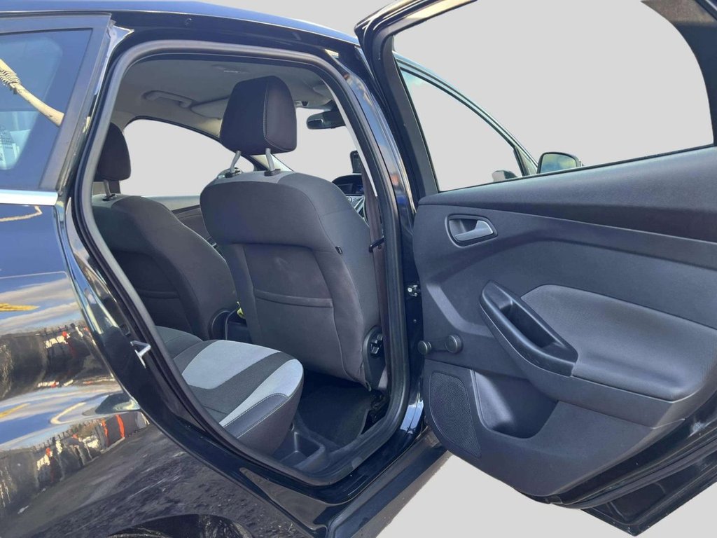 Used Ford Focus 2013 for sale - 76900897: Photo 20