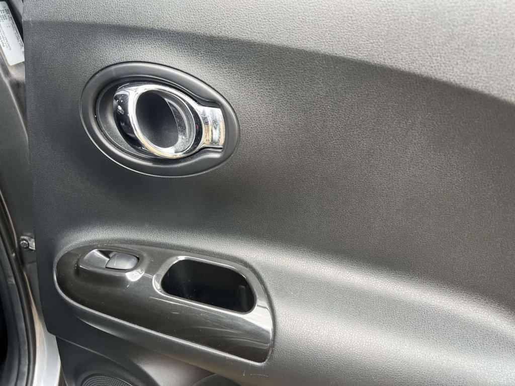 Used Nissan Juke 2016 for sale - 76496351: Photo 23