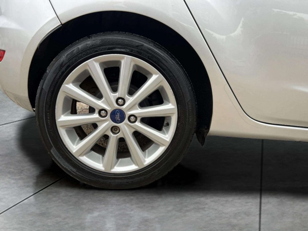 Used Ford Fiesta 2015 for sale - 76376004: Photo 17