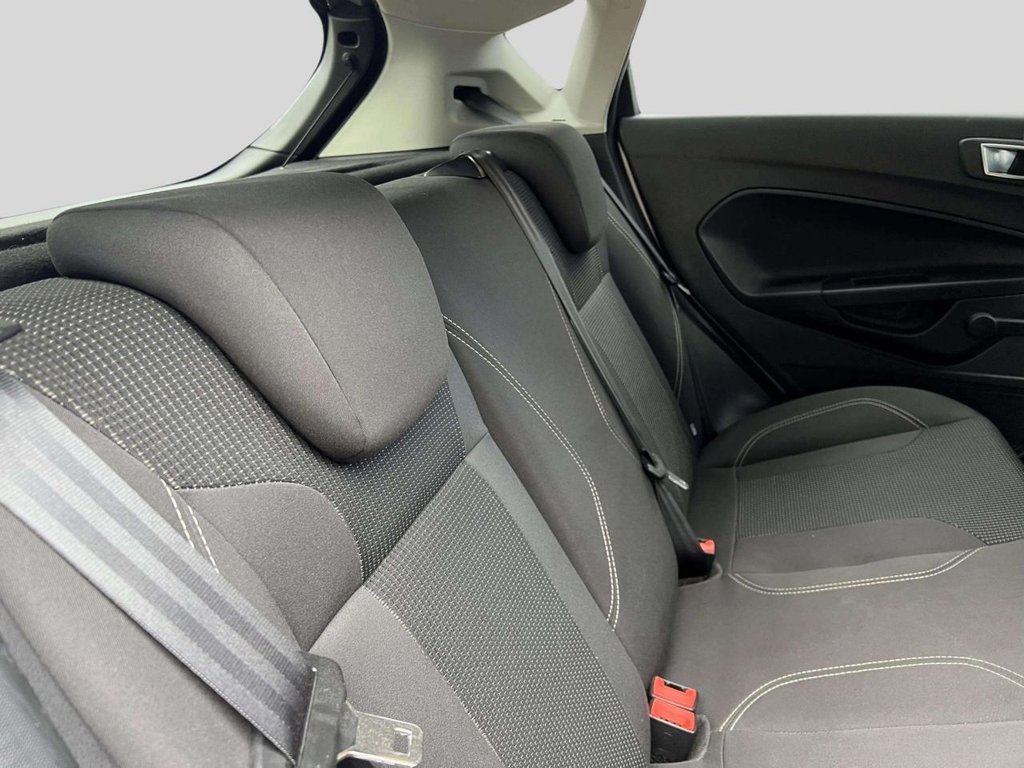 Used Ford Fiesta 2015 for sale - 76376004: Photo 24