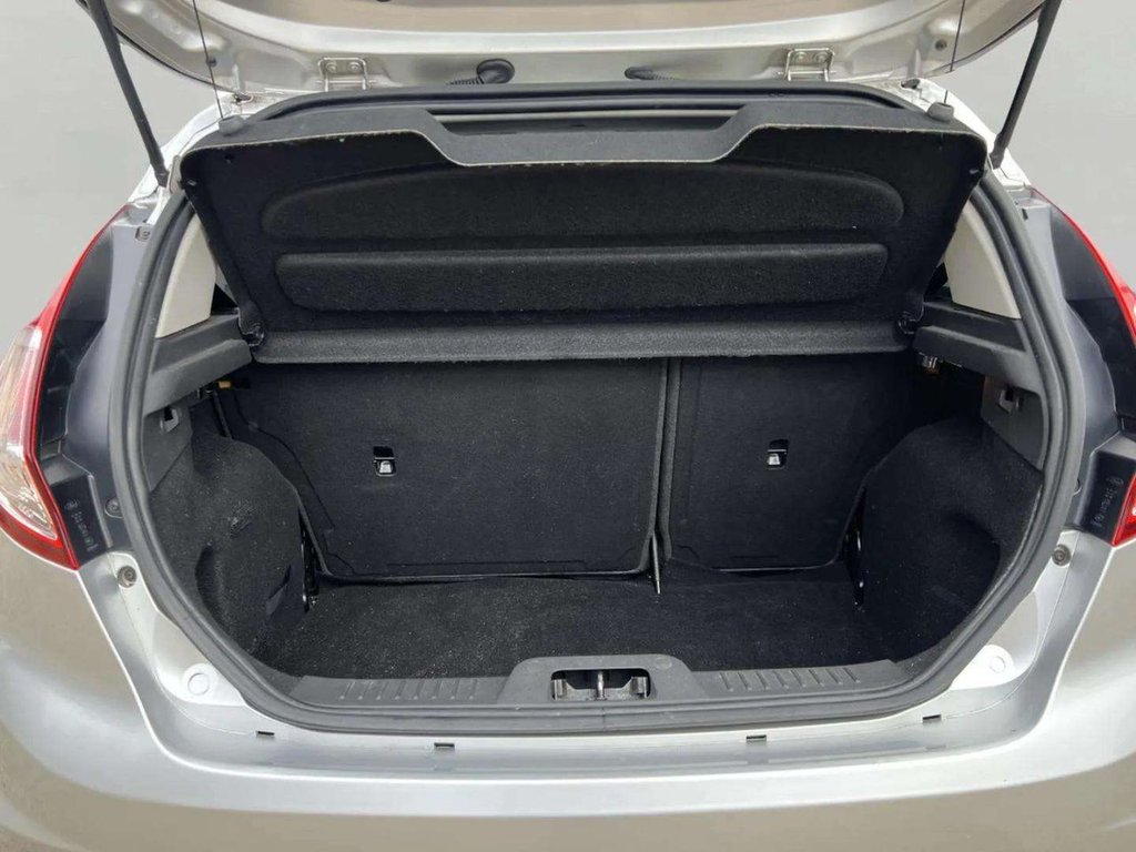 Used Ford Fiesta 2015 for sale - 76376004: Photo 9