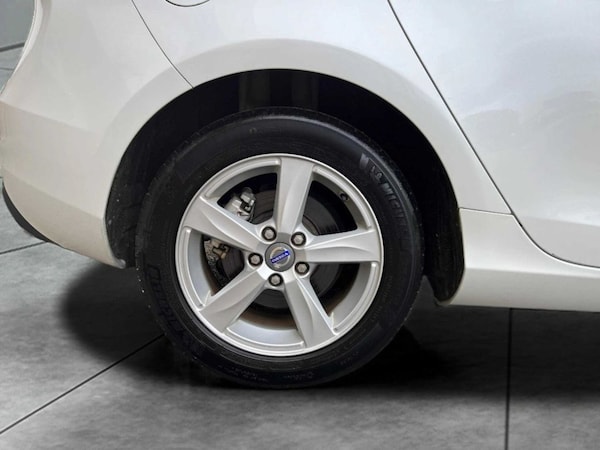 Used Volvo V40 2014 for sale - 74845147: Photo 16