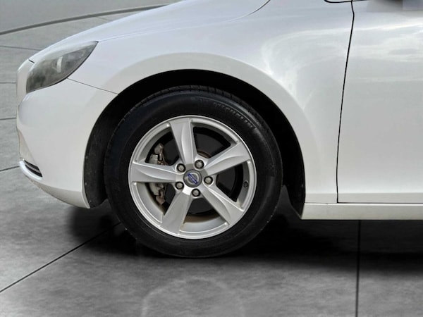 Used Volvo V40 2014 for sale - 74845147: Photo 17