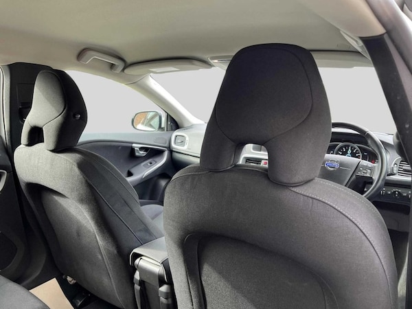 Used Volvo V40 2014 for sale - 74845147: Photo 19