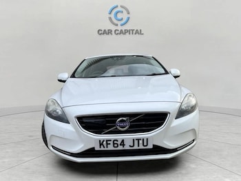 Used Volvo V40 2014 for sale - 74845147: Photo