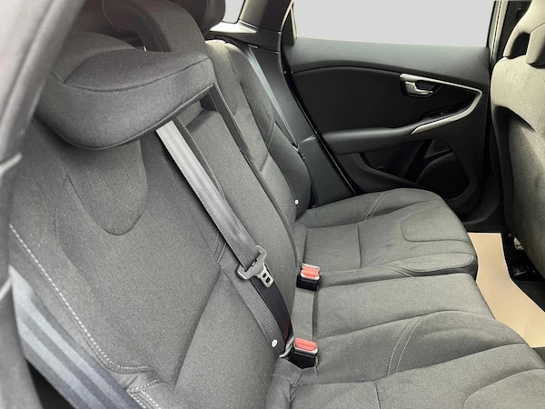 Used Volvo V40 2014 for sale - 74845147: Photo 30