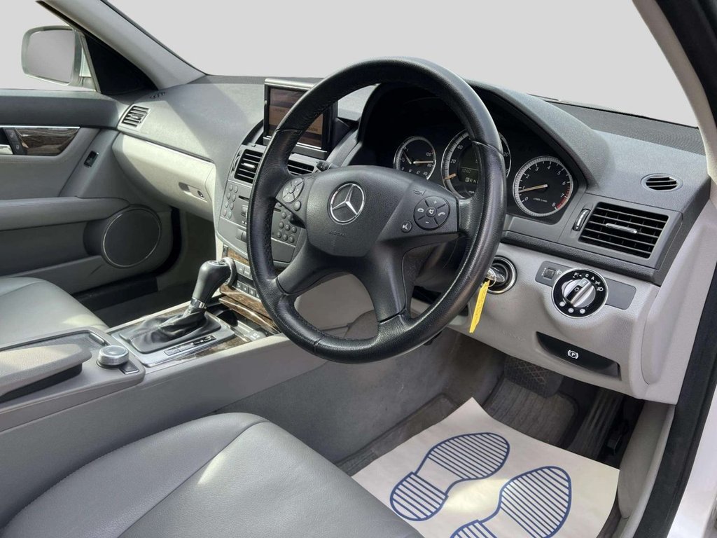 Used Mercedes-Benz C Class 2007 for sale - 77967216: Photo 24