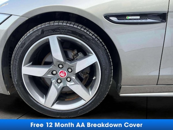 Used Jaguar XE 2019 for sale - 75010228: Photo 13