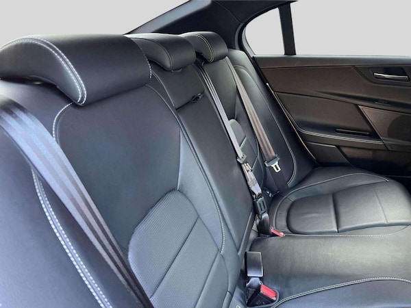 Used Jaguar XE 2019 for sale - 75010228: Photo 23