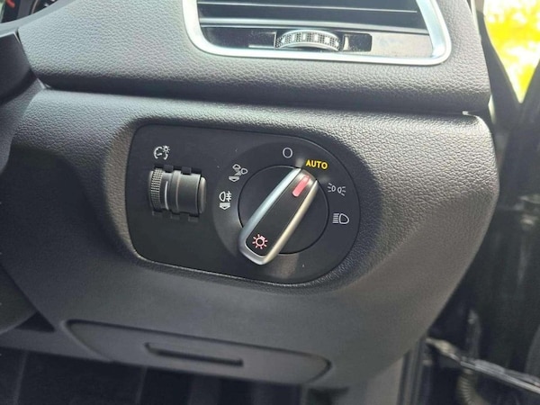 Used Audi Q3 2018 for sale - 74885291: Photo 33