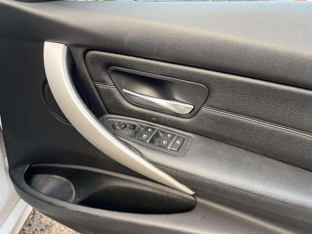 Used BMW 3 Series 2016 for sale - 77161794: Photo 27