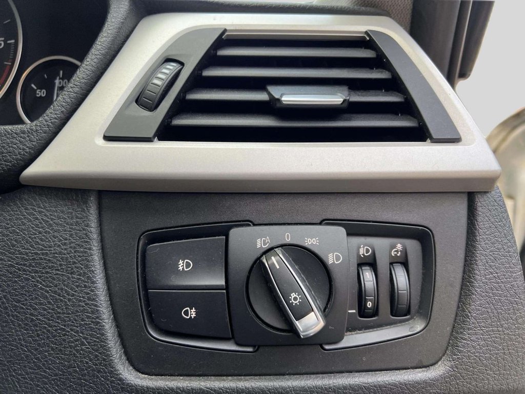 Used BMW 3 Series 2016 for sale - 77161794: Photo 30